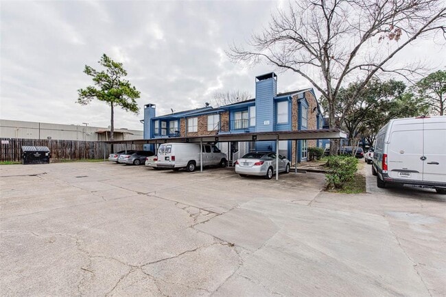 Building Photo - 10001 Westpark Dr