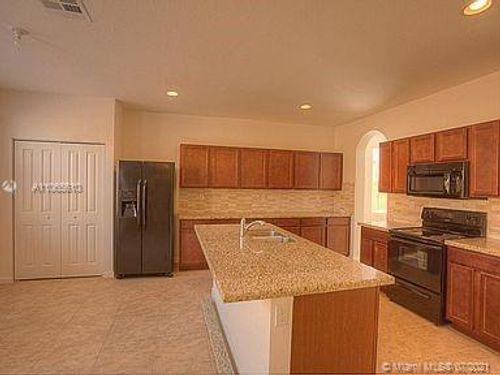 Building Photo - 24441 SW 114 Pl