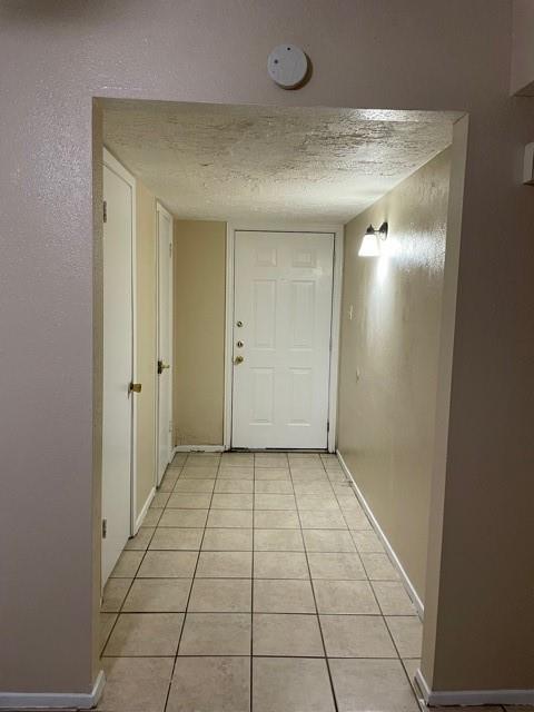 Building Photo - 7141 Chasewood Dr