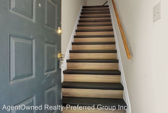 Building Photo - 2 br, 2 bath House - 127 Arbor Road Unit C