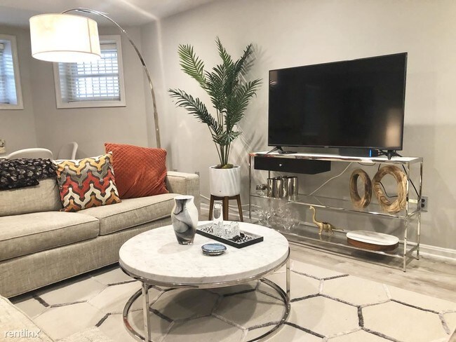 Foto del edificio - 1761 Willard St NW