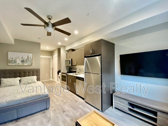 Photo du bâtiment - 925-925 Leon Ave