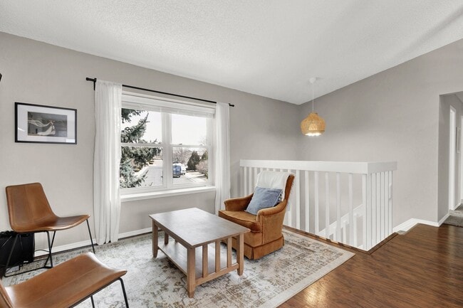 Foto del edificio - 3240 Post Oak Dr