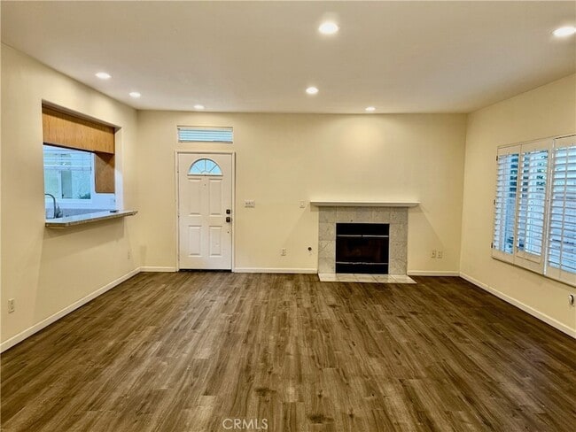 Building Photo - 18930 Sherman Way