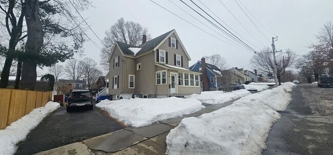 Foto del edificio - 6 Eastern Ave