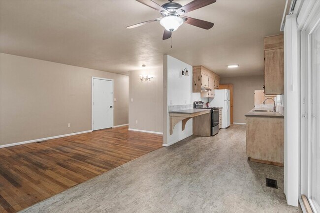 Foto del edificio - 838 NW 28th St