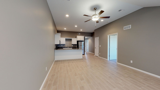 TH2- Ceramic Tile Flooring - Eagle Crossing Townhomes