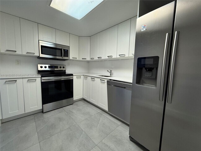 Building Photo - 3300 NE 192 St