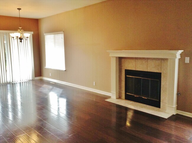 Building Photo - 1461 McDonald Cir