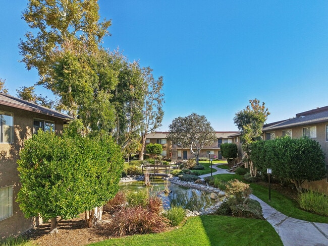 Apartamentos Casa Sierra, Riverside, CA - Casa Sierra Apartment Homes