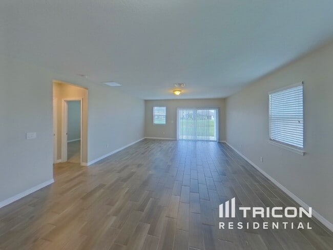 Foto del edificio - 13439 Palmera Vista Dr