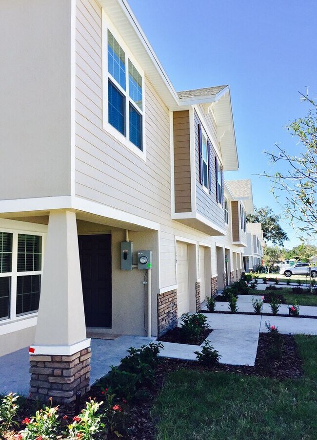 Foto del edificio - 1012 Dossey Oaks Lane Lakeland FL 33811