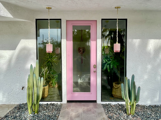 Foto del edificio - 44851 San Pascual Ave