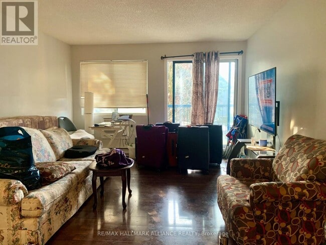 Photo du bâtiment - 95 Trailwood Dr