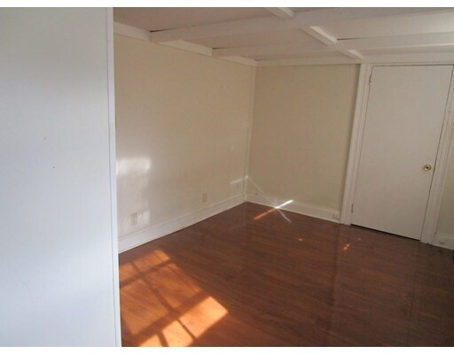 Foto del edificio - 216 Irving St