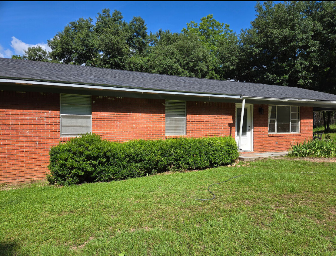 Building Photo - 21 Jackson Dr