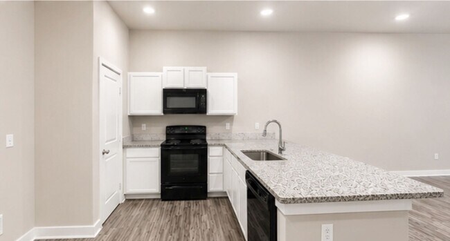 Foto del edificio - Available SEPTEMBER 1ST: Desirable Ratliff Ridge Townhomes