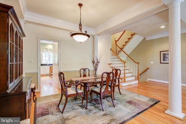 Building Photo - 8639 Terrace Garden Way