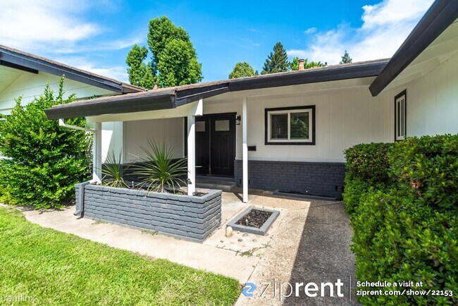 Building Photo - 3 br, 2 bath House - 1089 Sand Bar Circle,...