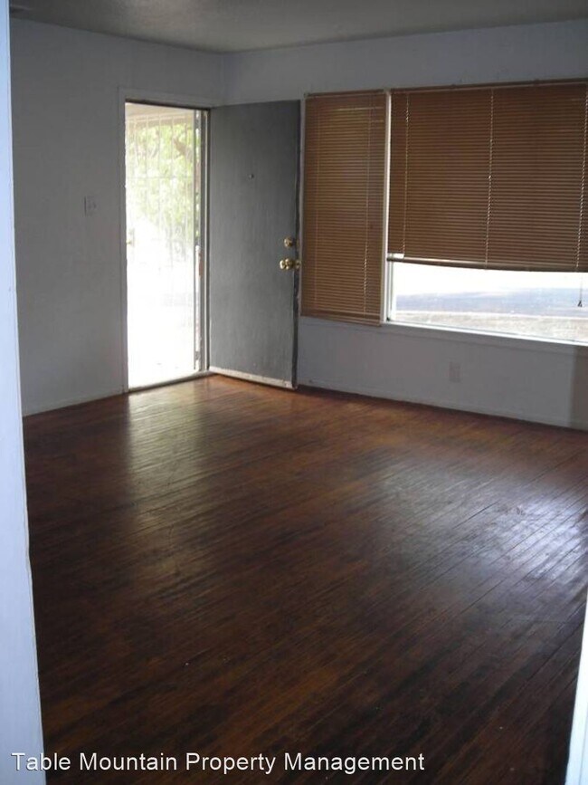 Foto del edificio - 4 br, 2 bath House - 3471 Stauss Ave