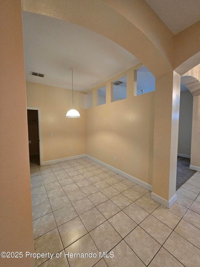 Building Photo - 5524 Brackenwood Dr