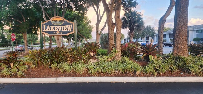 Foto del edificio - 9731 Hammocks Blvd