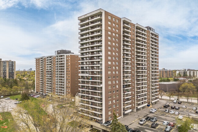 Building Photo - Richmond Park Square