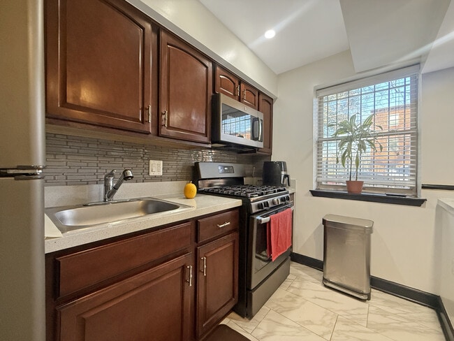 Foto del edificio - 2650 Birney Pl SE