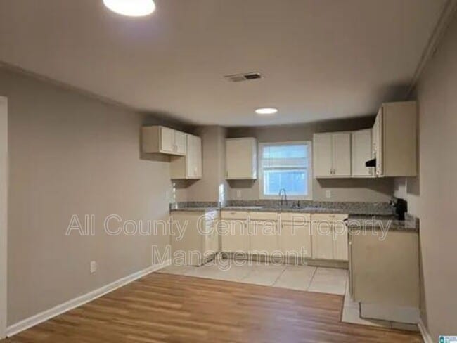 Foto del edificio - 112 Beck Dr