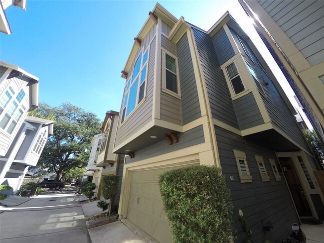 Foto del edificio - 765 Waverly St