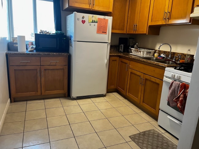 Photo - 4747 S Centinela Ave Apartment