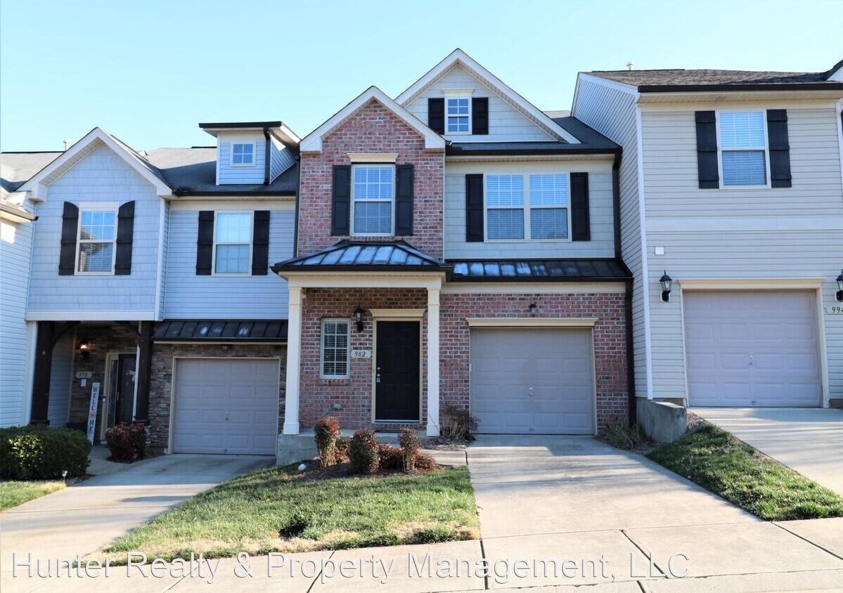 Primary Photo - 3 br, 2.5 bath House - 982 Silver Leaf Drive