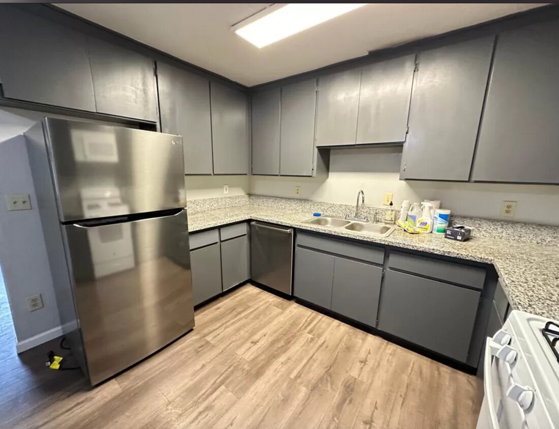 16 14th St Unit 16, Marysville, CA 95901 Apartments in Marysville, CA