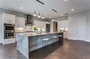 Foto del edificio - 4441 Amherst Ave