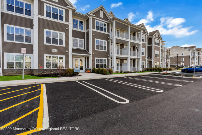Building Photo - 3404 Aspen Cir