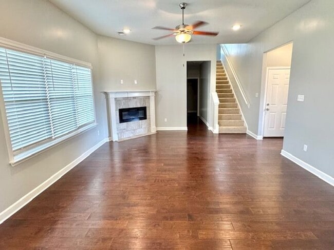 Building Photo - Now Leasing A Brand New 5 Bedroom 3 Bath H...