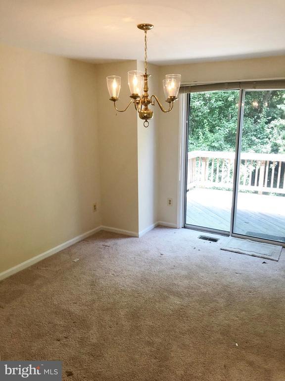 Foto del edificio - 6620 Greenleigh Ln
