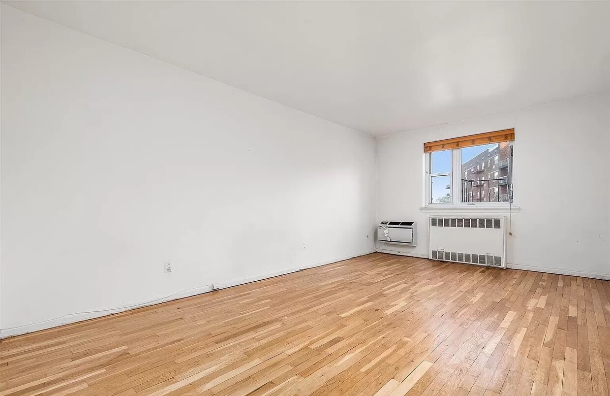 Foto principal - 15125 88th St