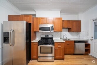 Building Photo - 502 2nd St