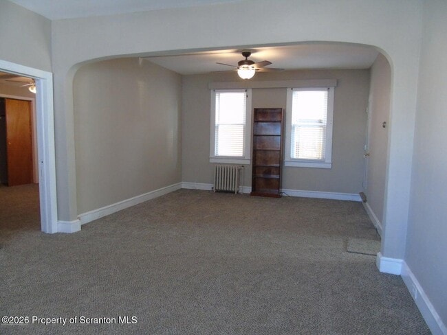 Building Photo - 131 S Blakely St