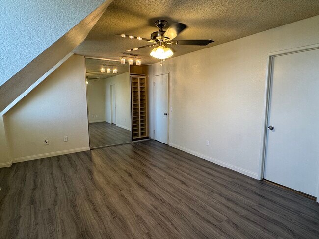Building Photo - 25776 Margarita St