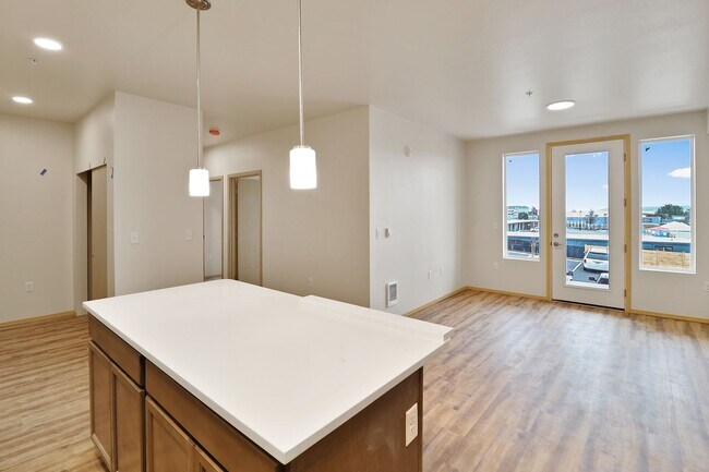 Building Photo - 435 SE Barrington Dr