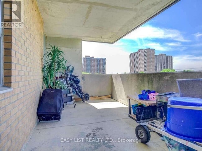 Building Photo - 40 Panorama Ct