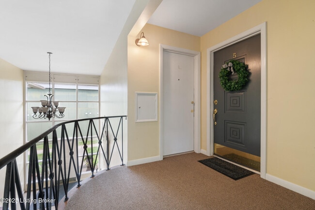 Building Photo - 2705 Riedling Dr