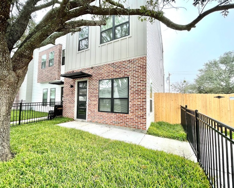 Photo - 710 Vassar Ct (College Station, TX)