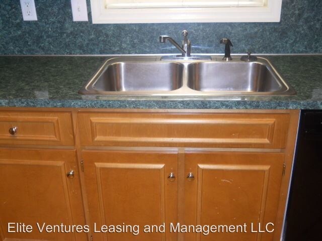 Foto del edificio - 3 br, 2 bath House - 169 Lee Road 2041