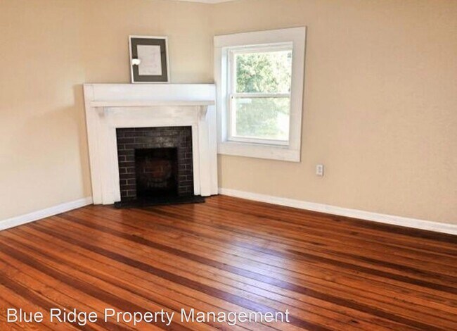Foto del edificio - 5 br, 3.5 bath House - 1002 Watauga Street