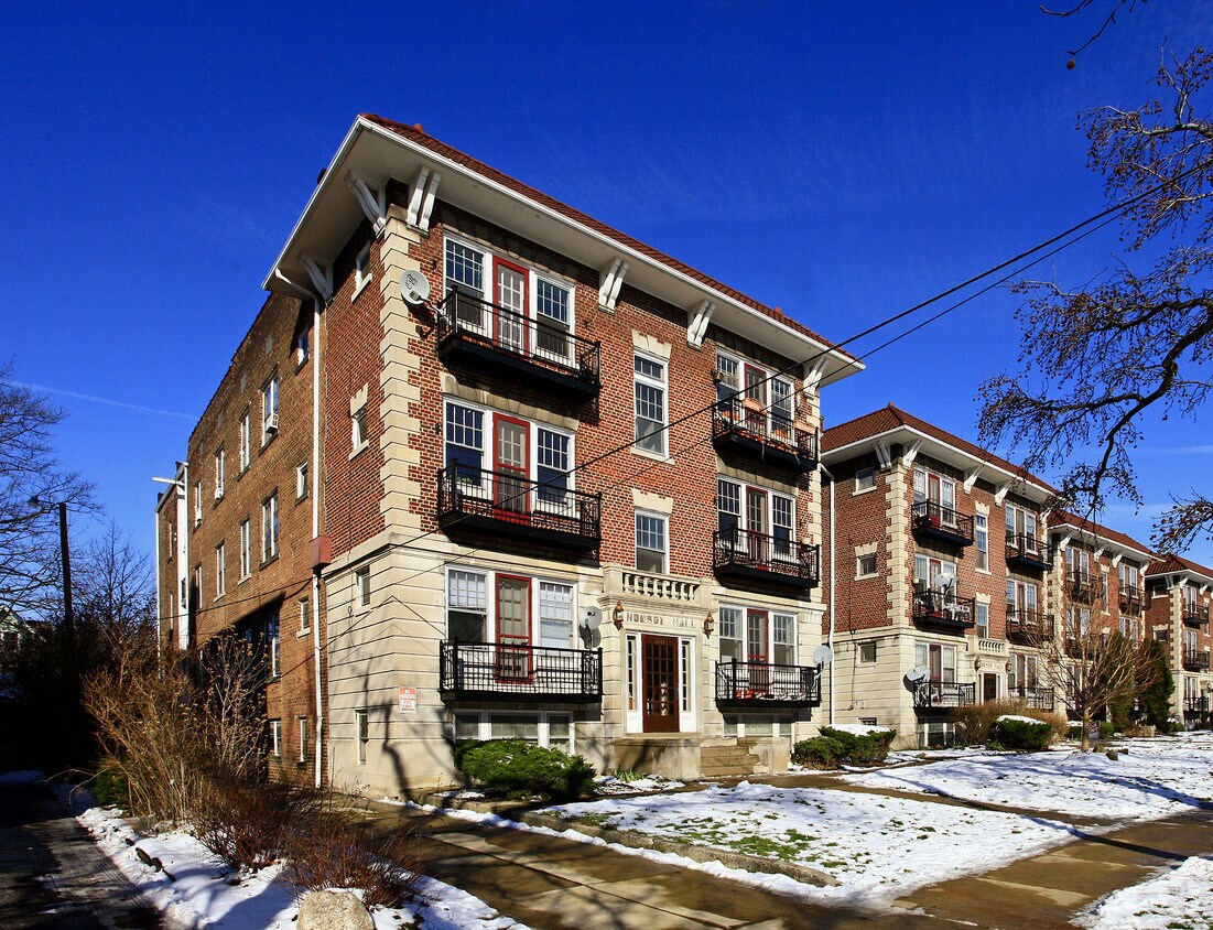 Foto principal - Monson Hall