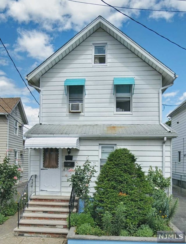 Primary Photo - 90 New St