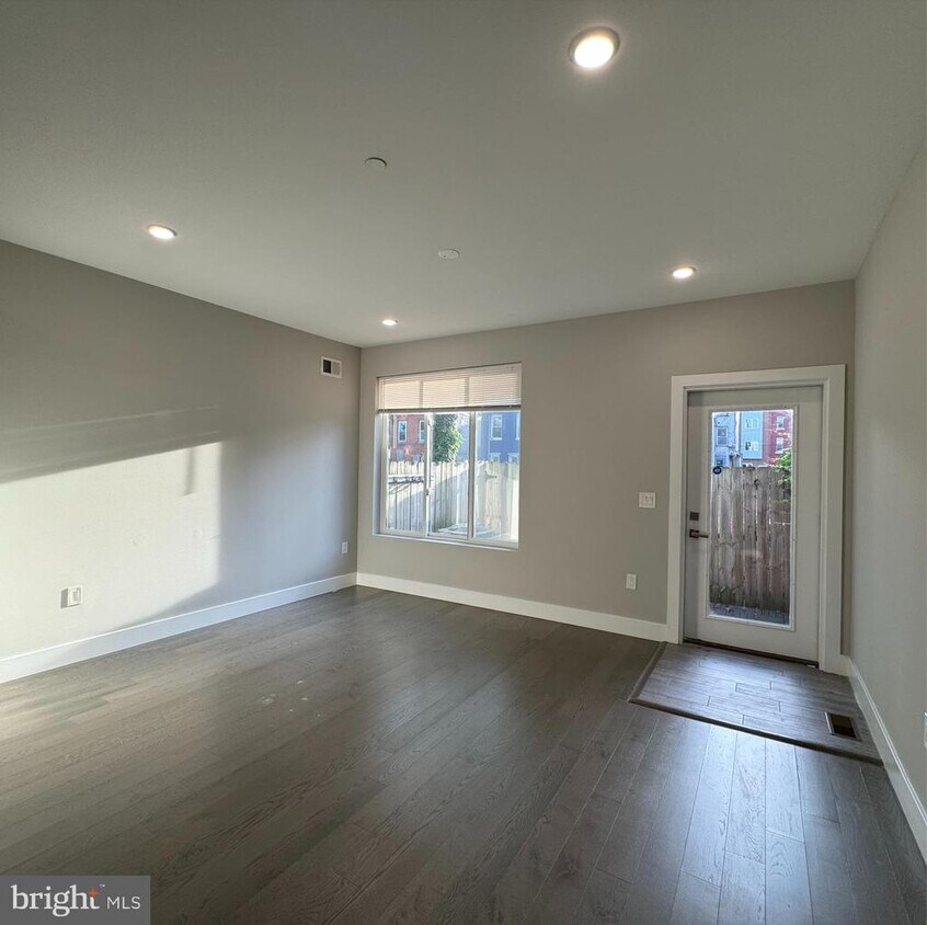 Foto principal - 2118 N 8th St